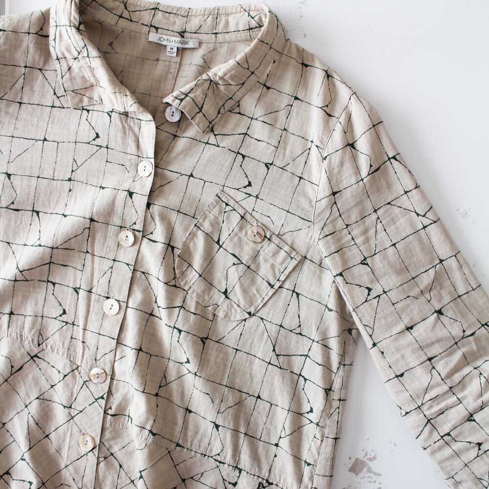 VINTAGE John Mark Geometrical Assymetrical Button Down Shirt Size Medium - Picture 3 of 4